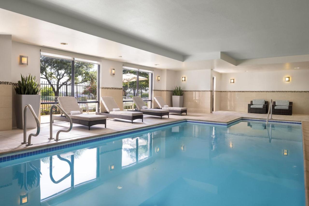 Springhill Suites Austin South Экстерьер фото