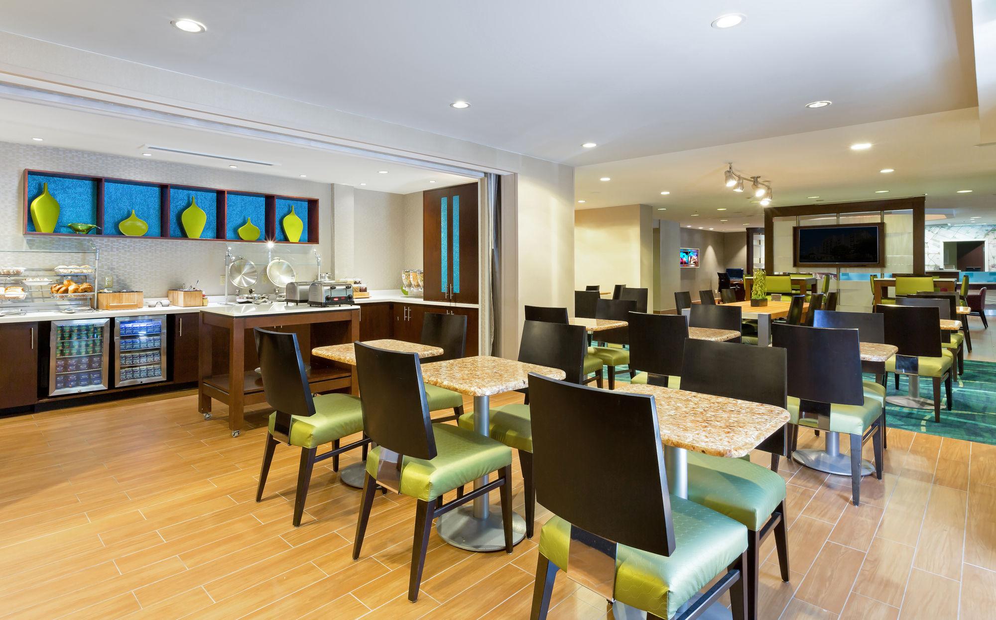 Springhill Suites Austin South Экстерьер фото