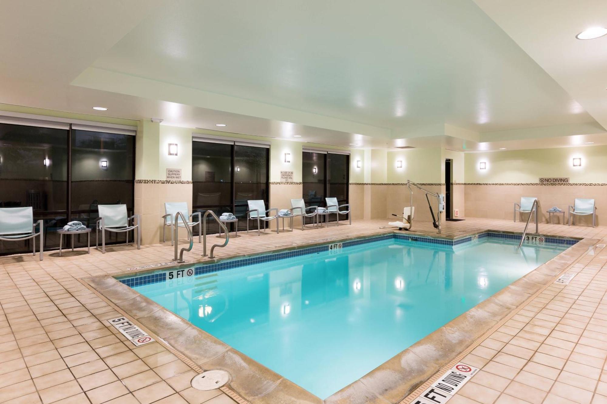 Springhill Suites Austin South Экстерьер фото
